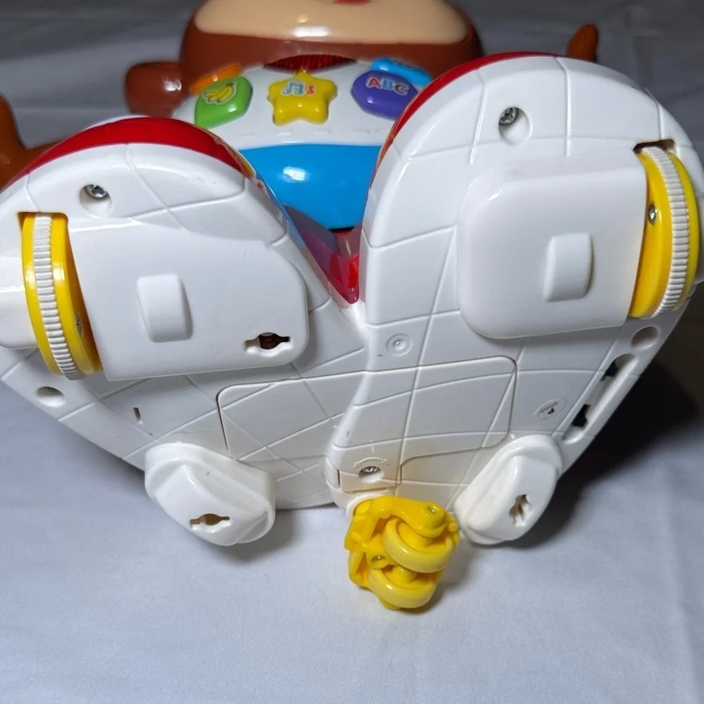 VTech Chase Me Casey Interactive Kids Dancing Monkey Toy
